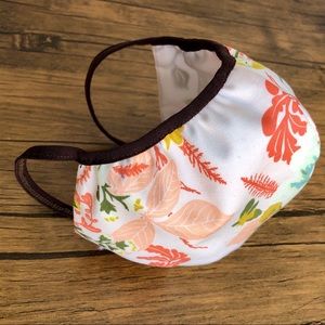 💕 3/$15 Floral Face Mask 🌷